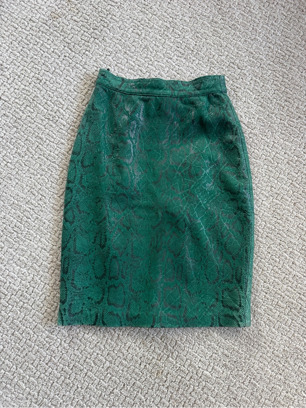 Cache Green Snake-Print Pencil Skirt size 6